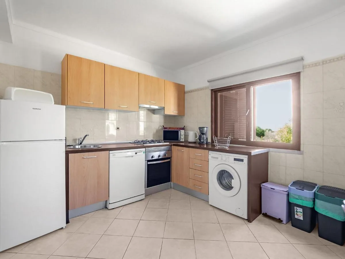 Holiday Home Vivenda Deolinda By Interhome Albufeira